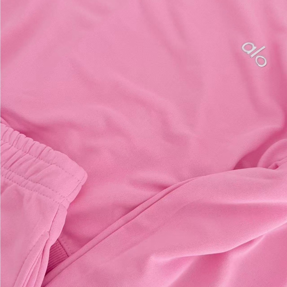 alo yoga yoga Pastel Pink Relaxed Fit Loungewear Set - Picture 2 of 6